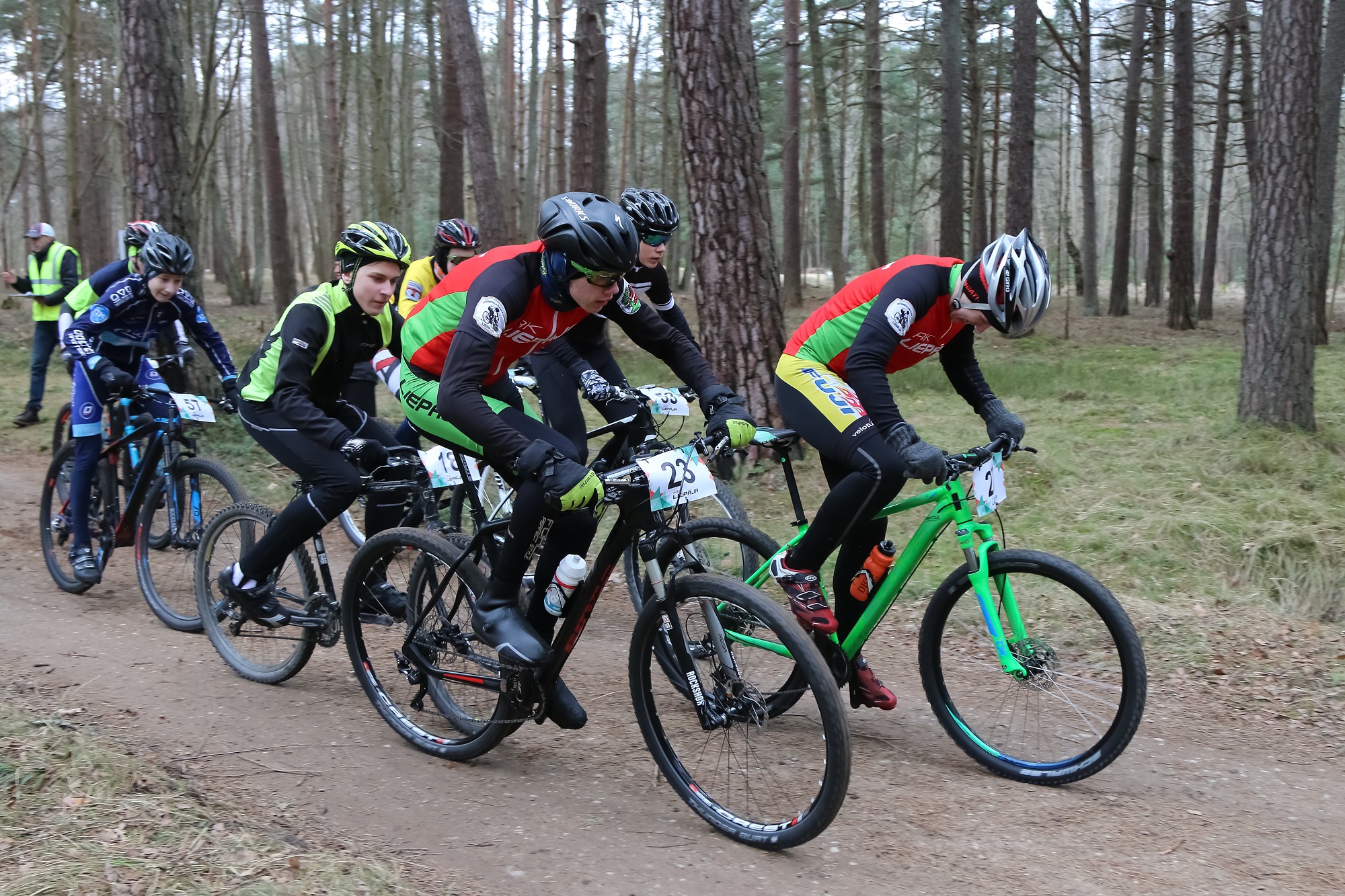 Velokrosā uzvar otro gadu pēc kārtas