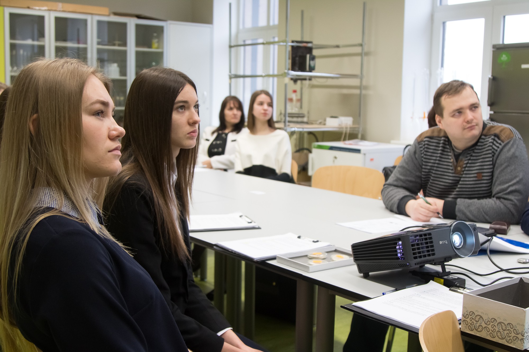 Notiek Kurzemes skolēnu zinātniski pētniecisko darbu konference