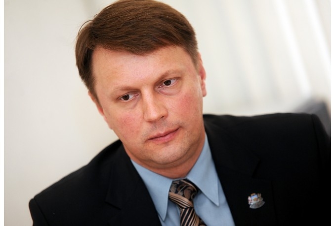 Agešinam iekļūstot Liepājas domē, Saeimas deputāta mandāts pienāktos Miloslavskim