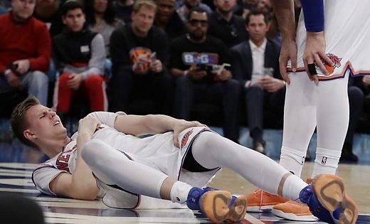 Porziņģis mačā pret “Pacers” gūst savainojumu; “Knicks” pārtrauc trīs zaudējumu sēriju
