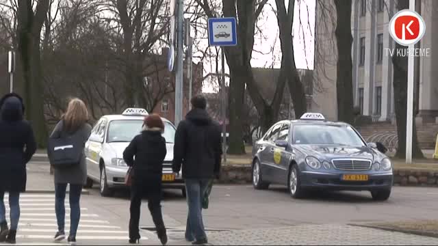 Liepājas taksistus satrauc valsts noteiktais maksājums