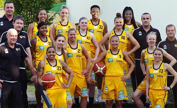 Niedola puslaikā tuvu double double