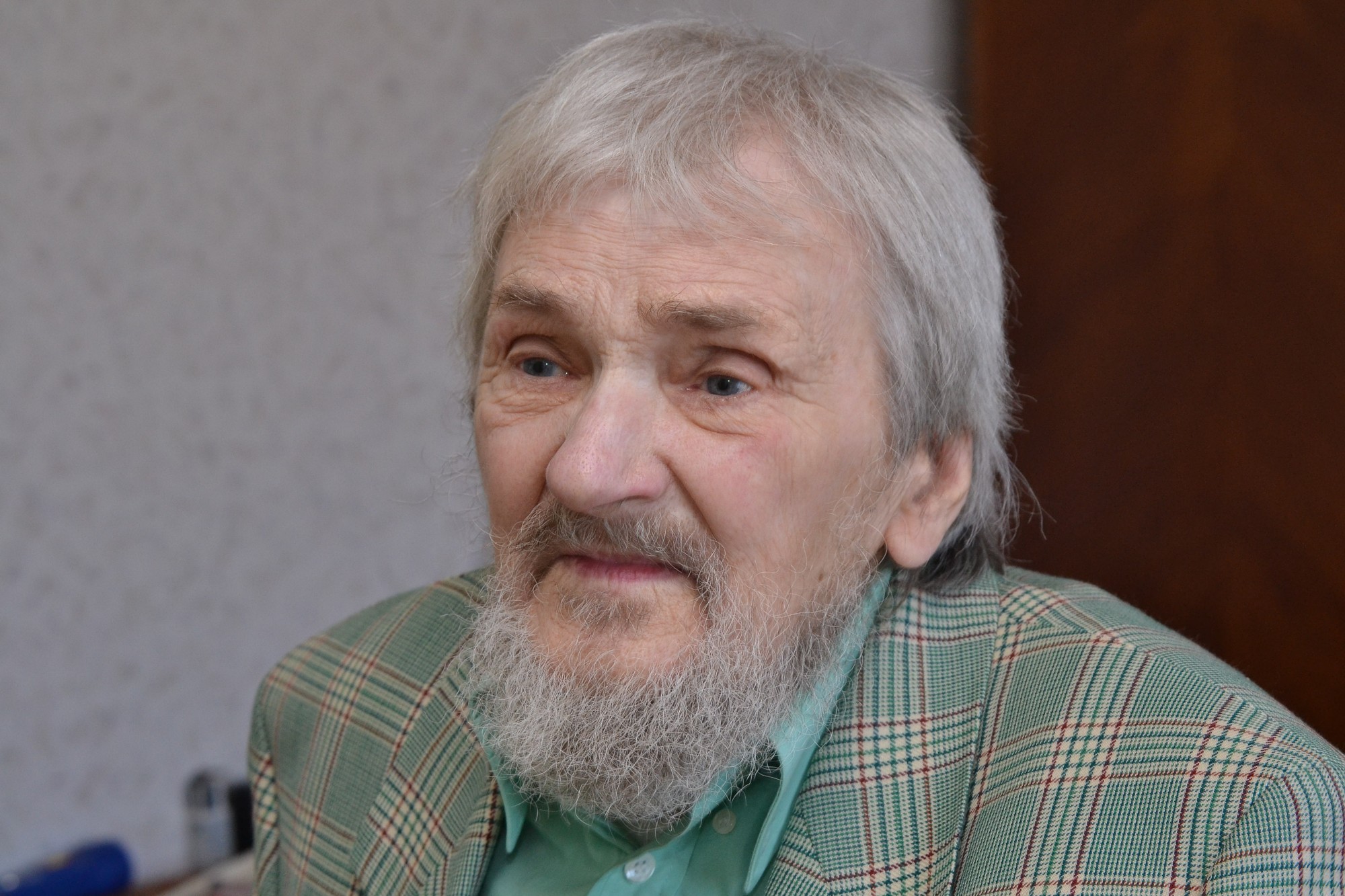 Cietušajam invalīdam sola palīdzēt