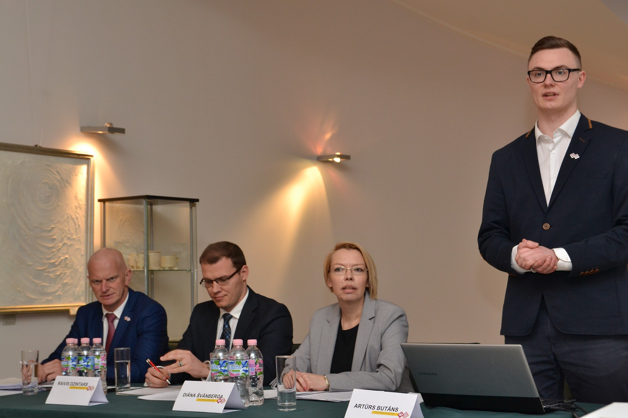Nacionālā apvienība domē vēlas ieņemt “Saskaņas” vietu