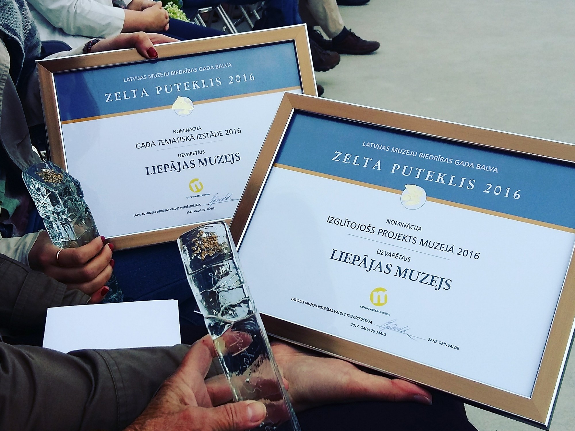 Liepājas muzejs saņem balvu ”Zelta puteklis 2016”