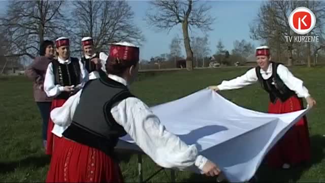 Iesāk Latvijas simtgades svinības