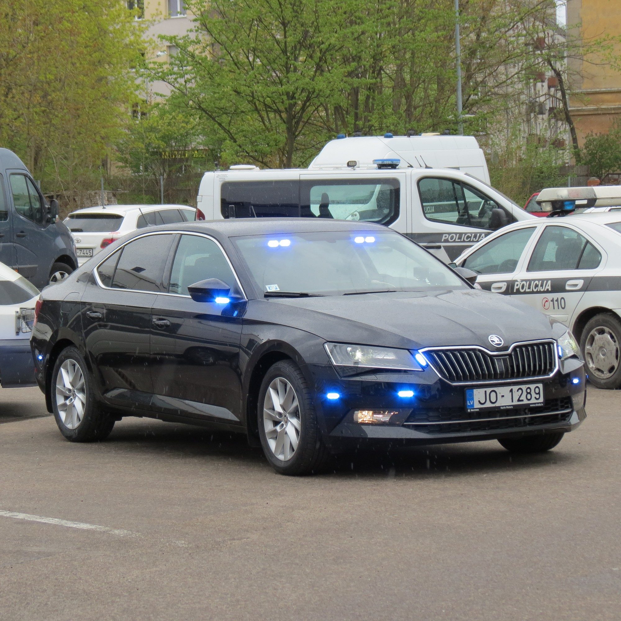 Mūspusē šoferīšus pieskatīs ar netrafarētu ”Škoda Superb”