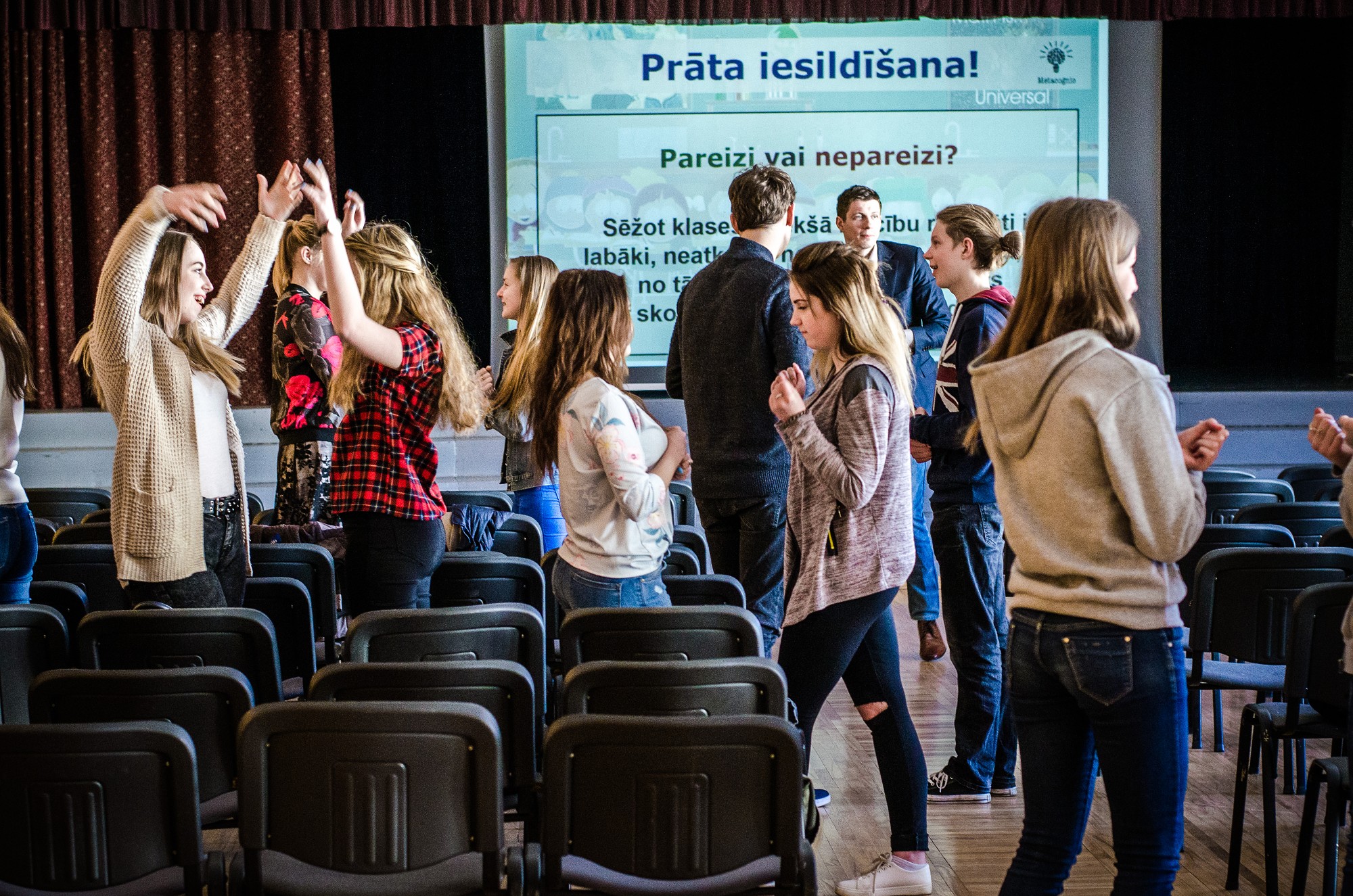 8. vidusskolas jaunieši mācās izprast smadzeņu darbību