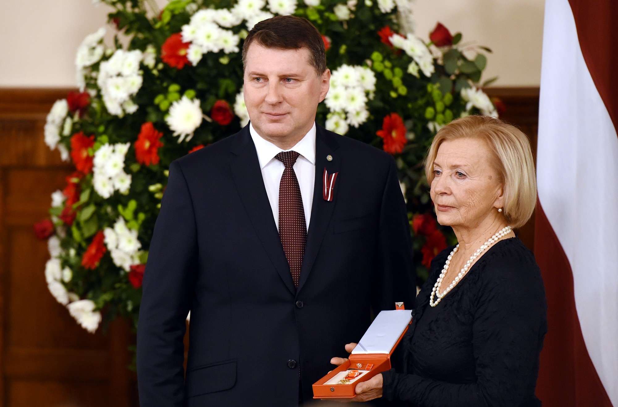 Par nopelniem Latvijas labā