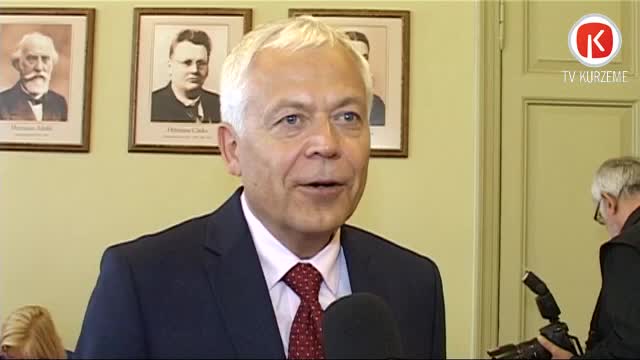 Mēra krēslā atkal Uldis Sesks
