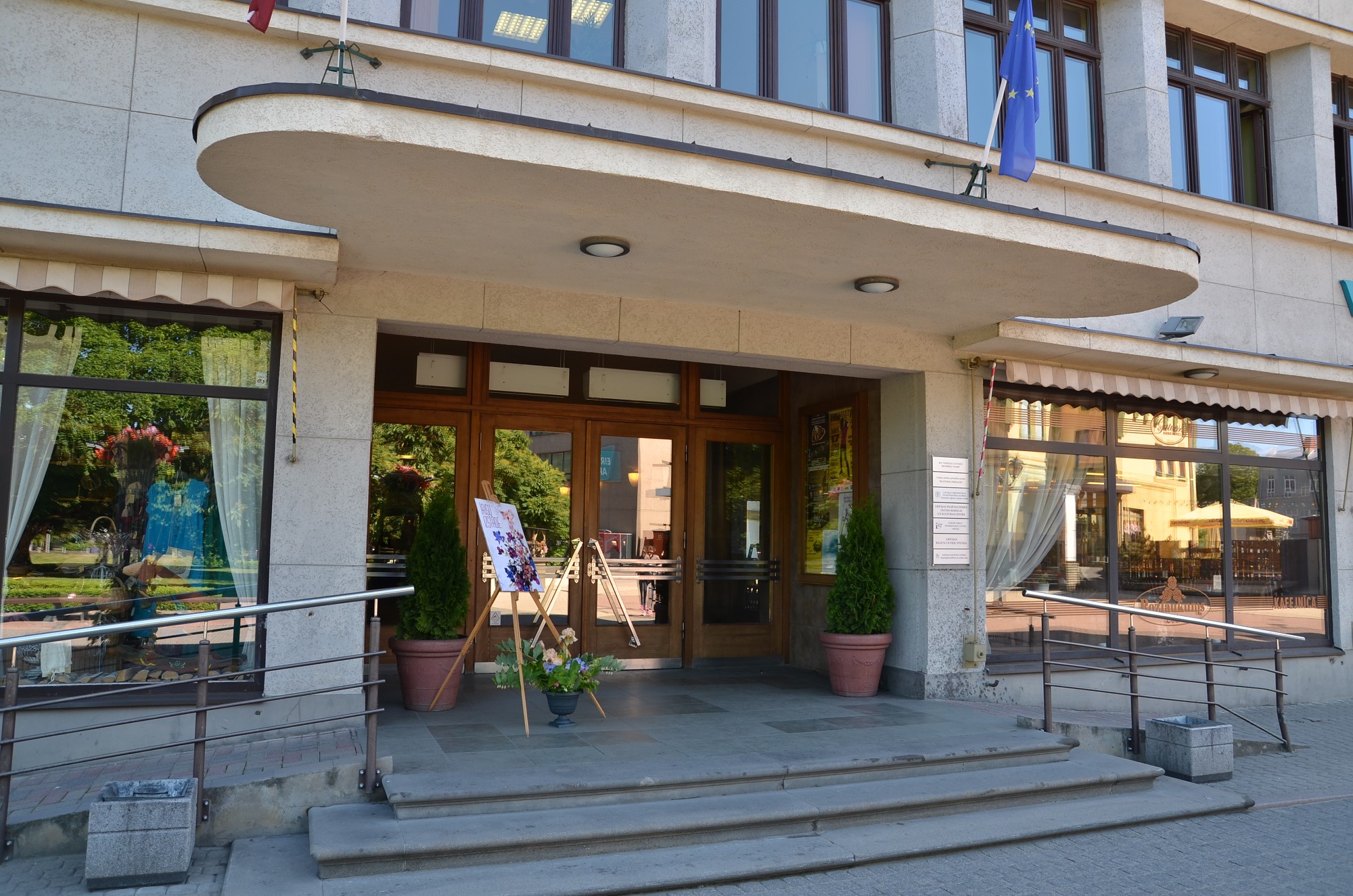 No rītdienas vakcinēs arī Biedrības namā