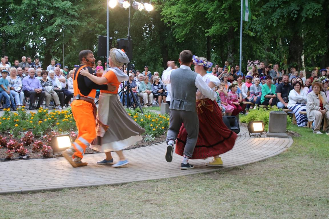 Līgo vakarā – brīvdabas iestudējums