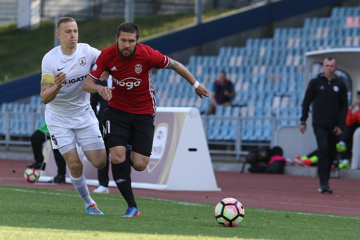 Karašausks atzīts par futbola virslīgas mēneša labāko spēlētāju