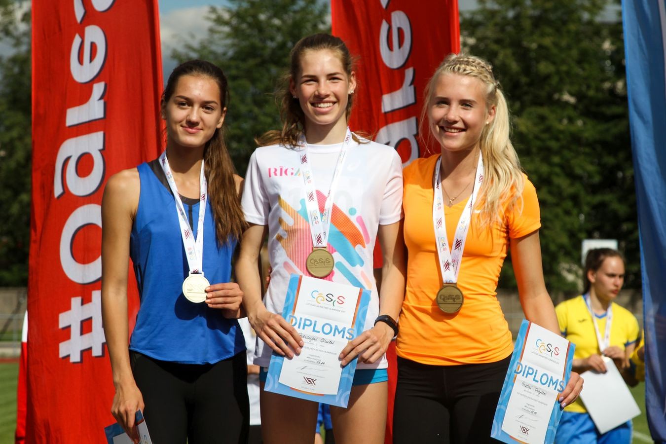 Atved medaļas no jaunatnes vasaras olimpiādes sacensībām