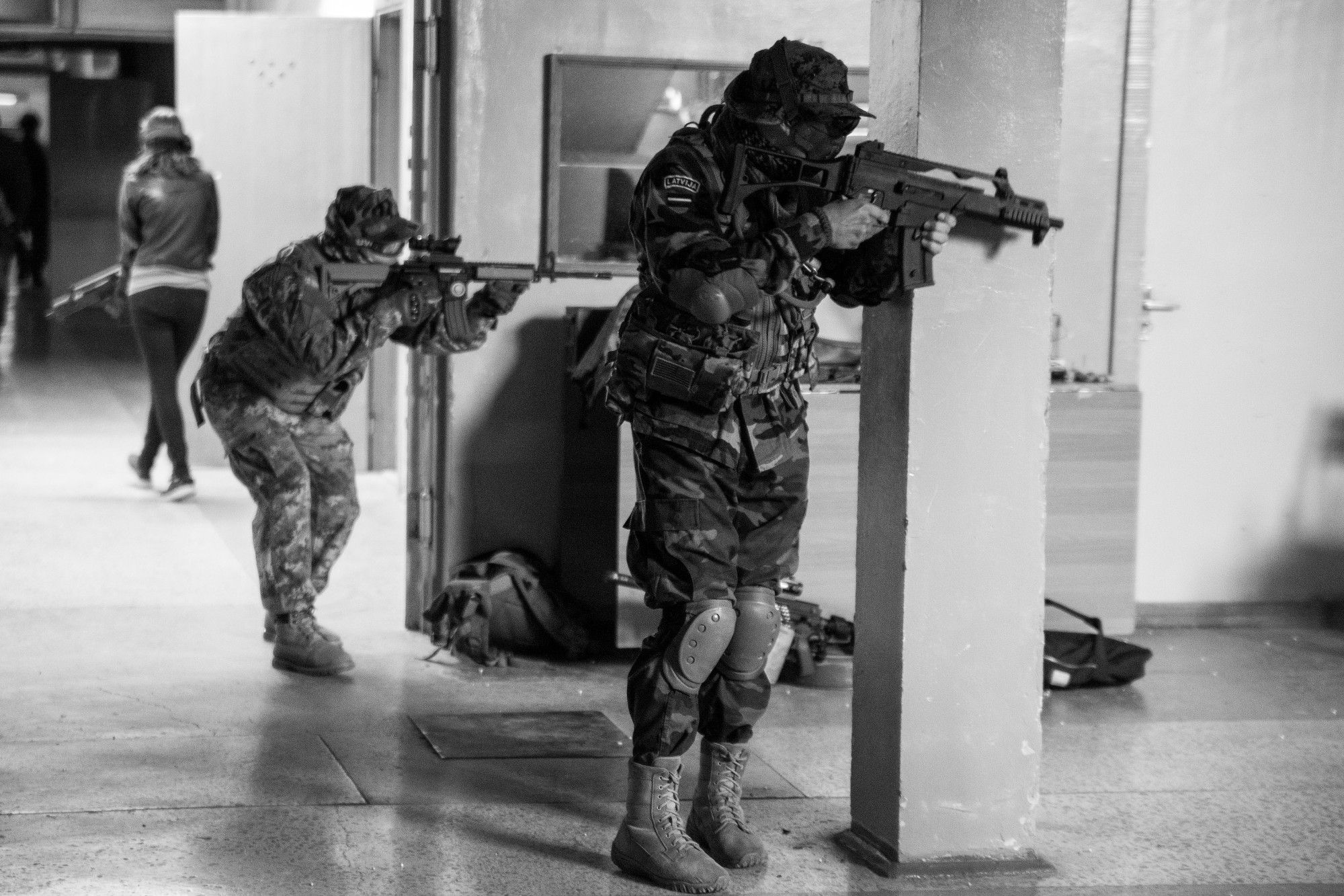 Airsofta klubs “Liepājas sargi” izspēlē simulācijas spēli