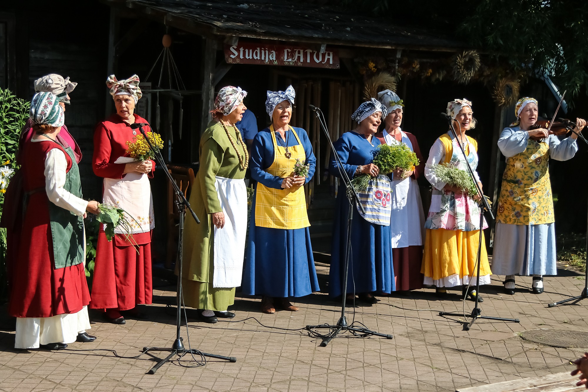 Folkloras centrā “Namīns” – Saimnieču diena