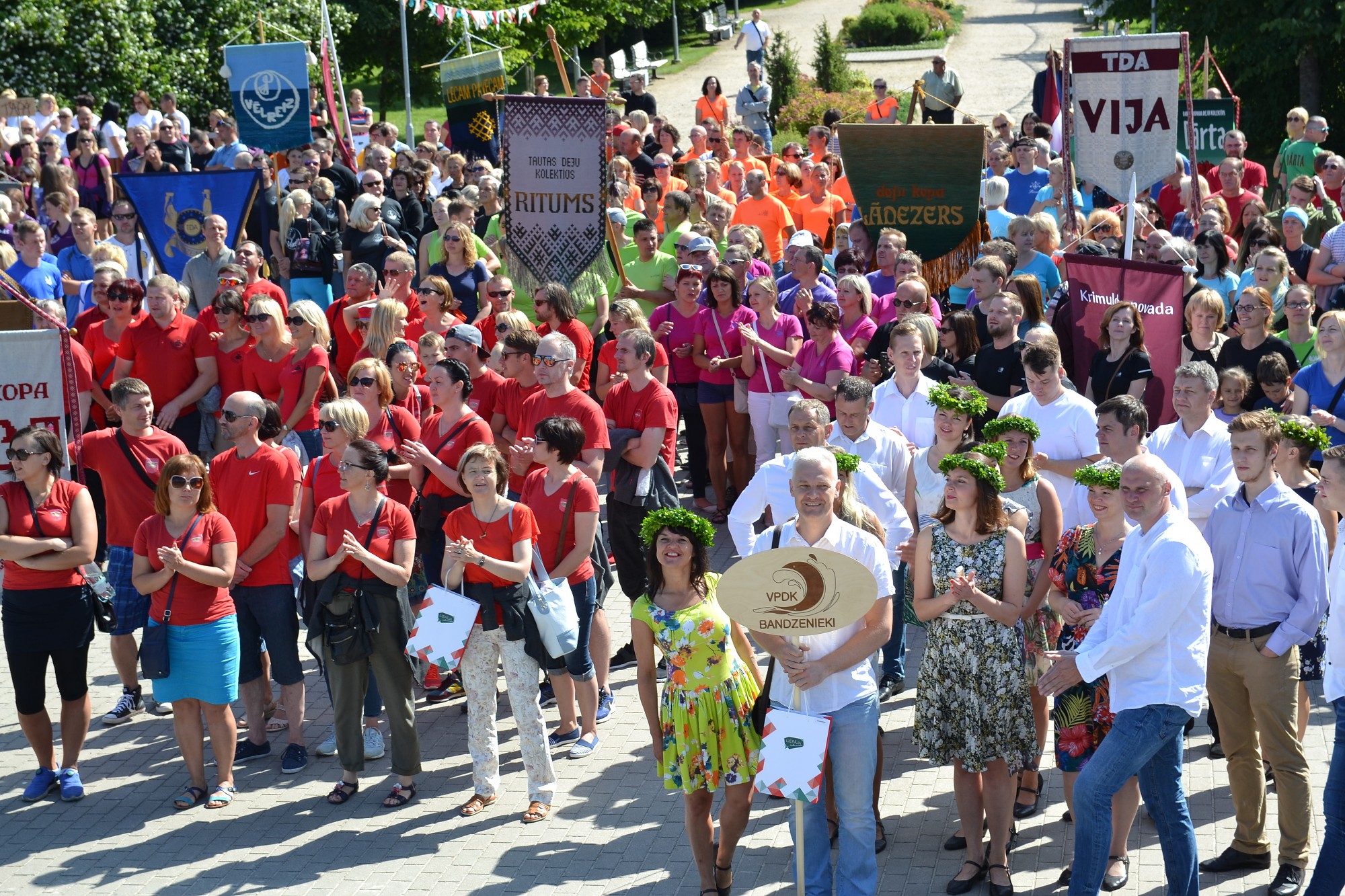 Ar Liepājas himnu sācies deju festivāls ”Soļi smiltīs”