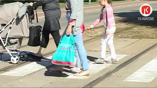 Valsts policija pastiprināti dežurēs pie mācību iestādēm