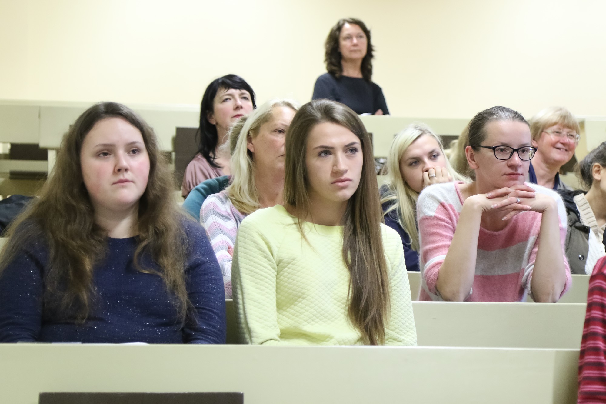 Universitātē klausās Kronberga un Šlāpina dzejas valodu