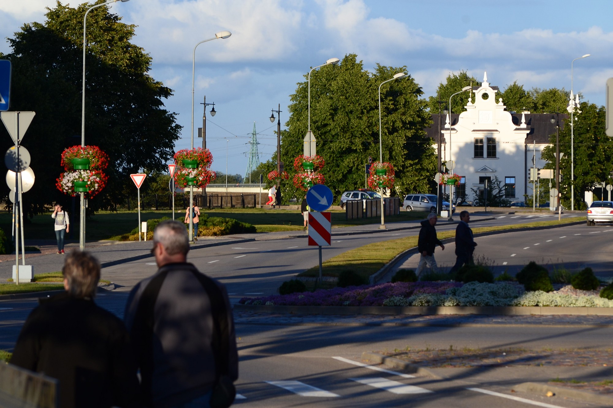 Latvijas lielāko pilsētu iedzīvotāju problēmas – bezdarbs, veselības aprūpe un ceļu infrastruktūra