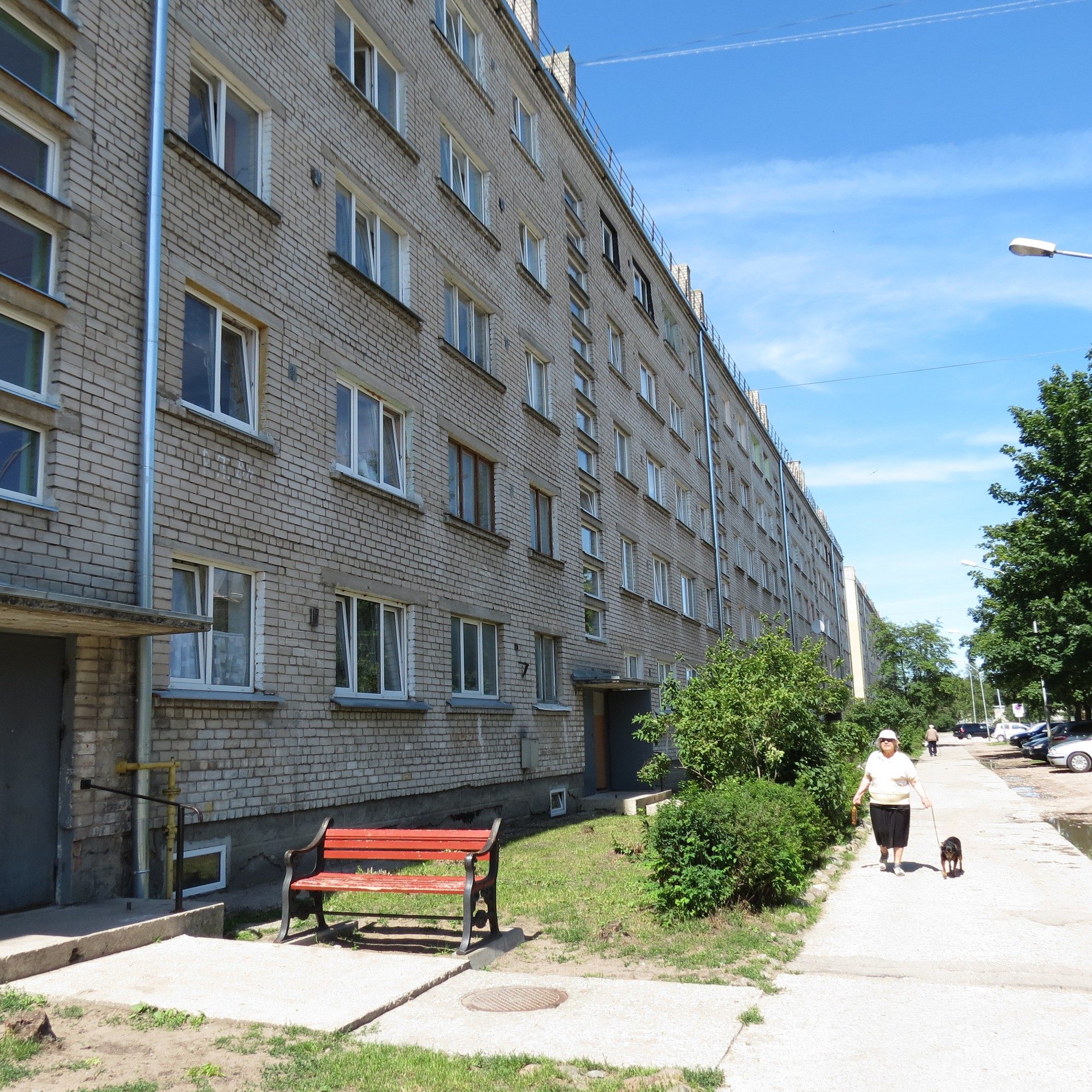 Pensionāres terorizēšana atsākusies