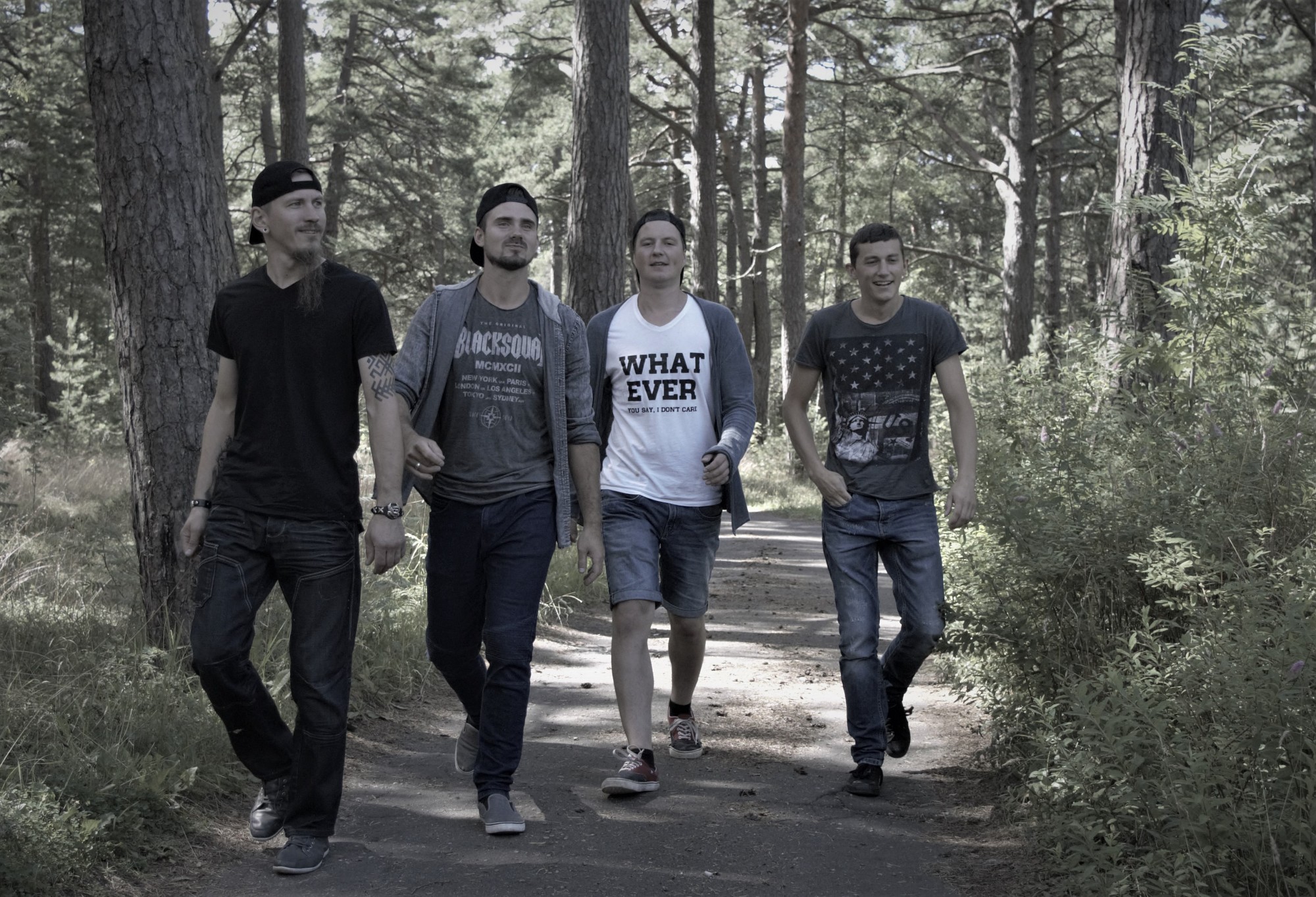 Grupa “Flying Bra” dzied par prasmēm un talantu