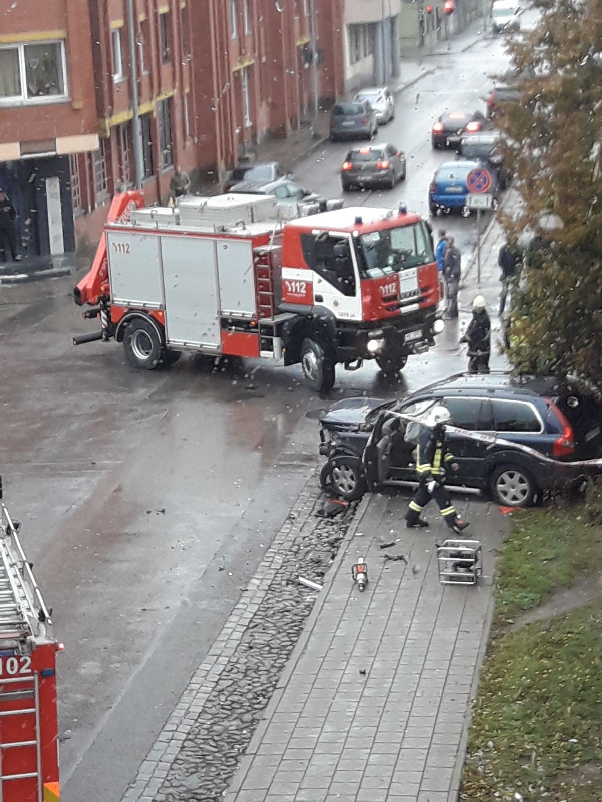 Papildināts – Negadījumā Jūrmalas un Alejas ielas krustojumā cietuši cilvēki