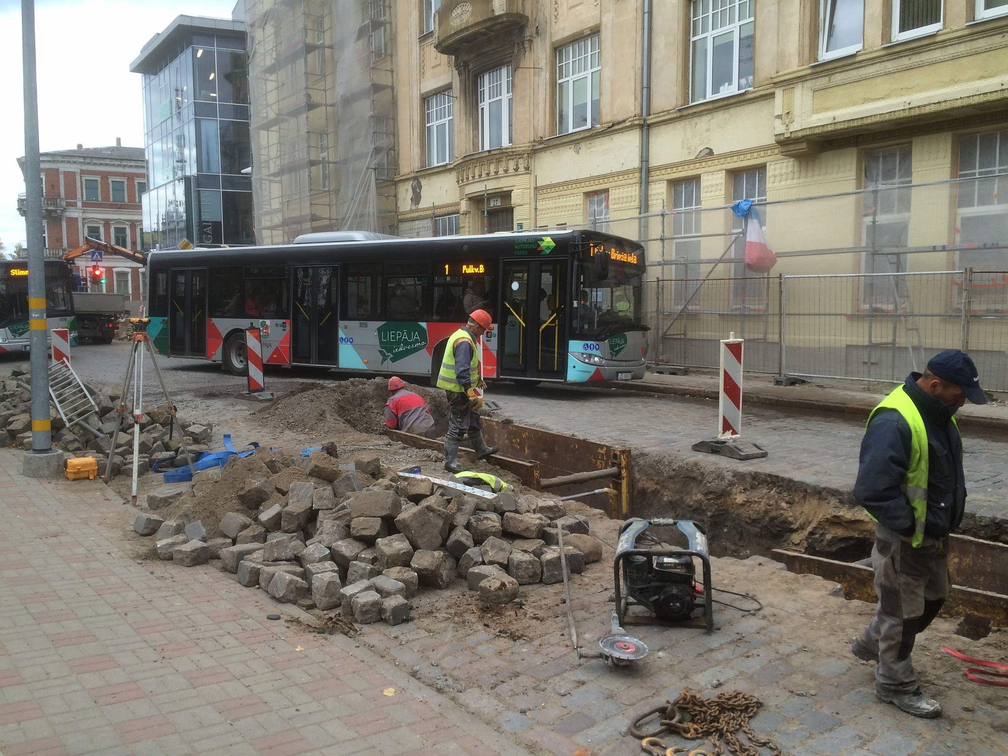 Izbūvē jaunu lietus ūdens kanalizācijas posmu