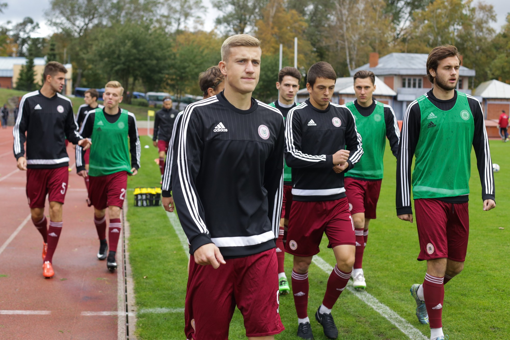 Skoti pārāki fiziskā futbolā