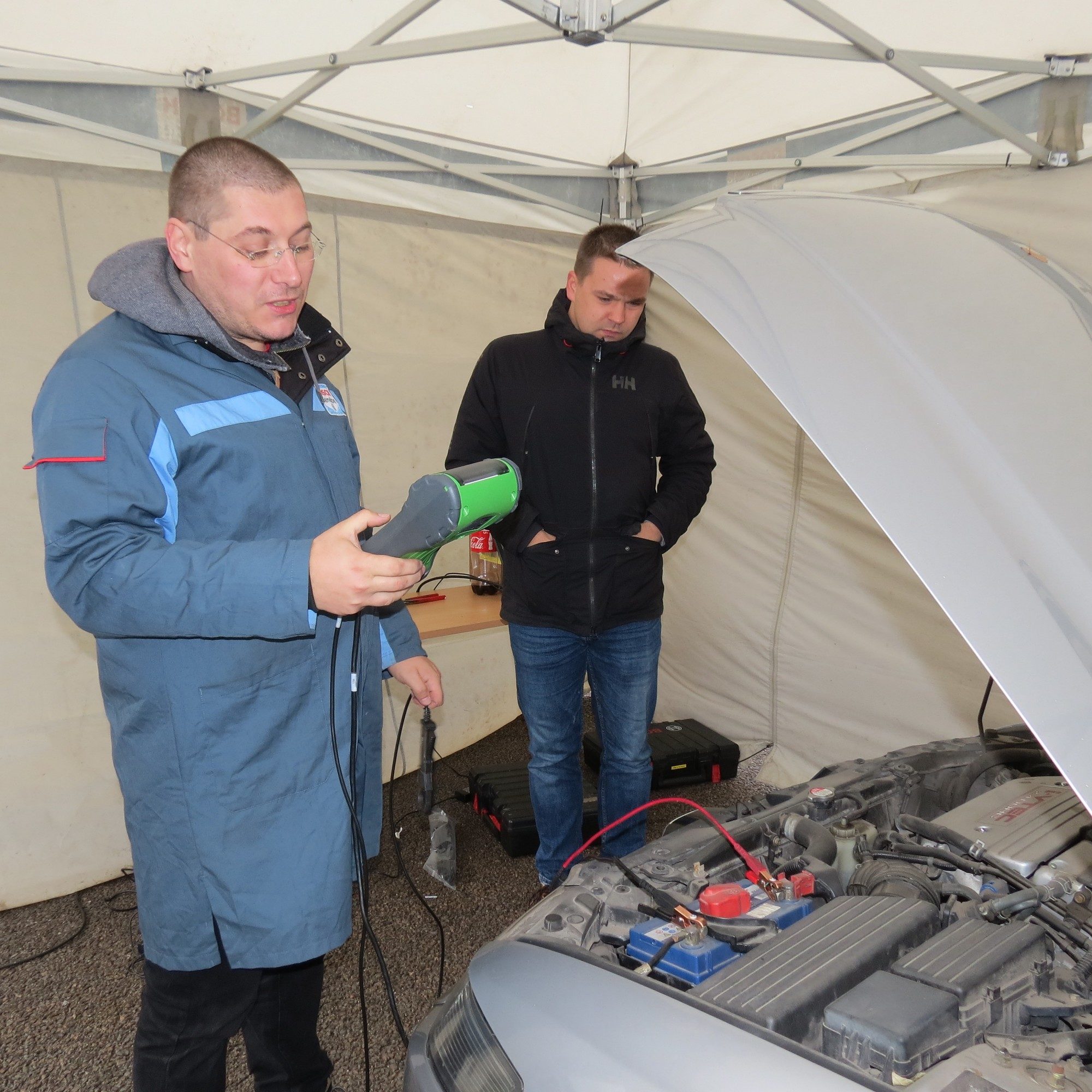 Steidz izmantot iespēju bez maksas veikt auto pārbaudi pirms ziemas; biežākās nepilnības – neuzlādēti akumulatori