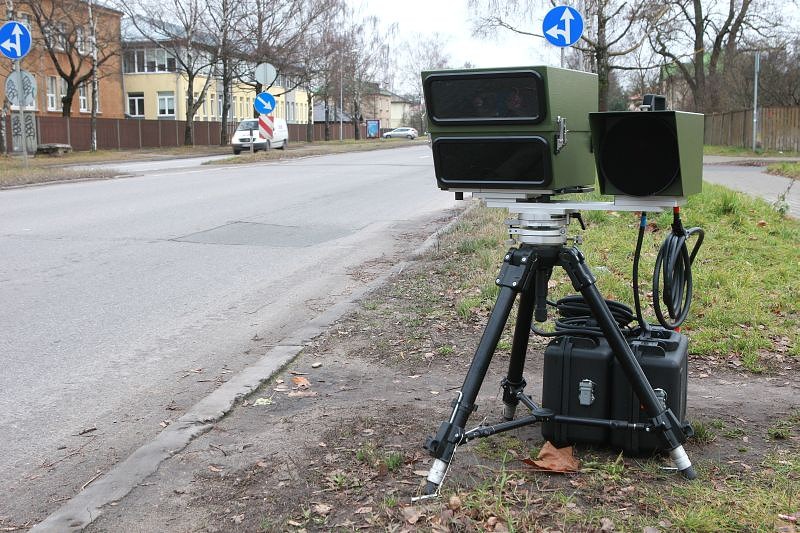 Ātrbraucējus kontrolē ar jauniem pārvietojamiem fotoradariem