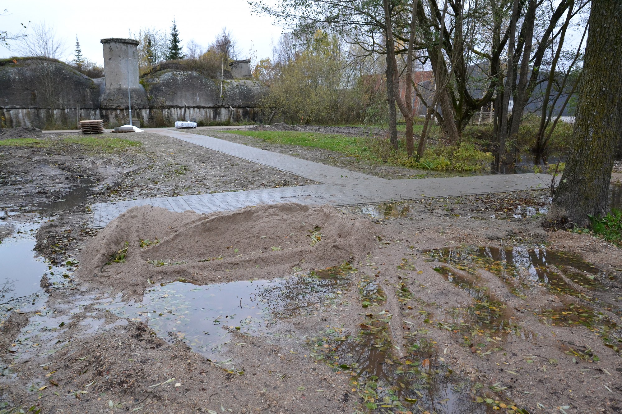 Pievēršas 1919. gada cīņu vietām