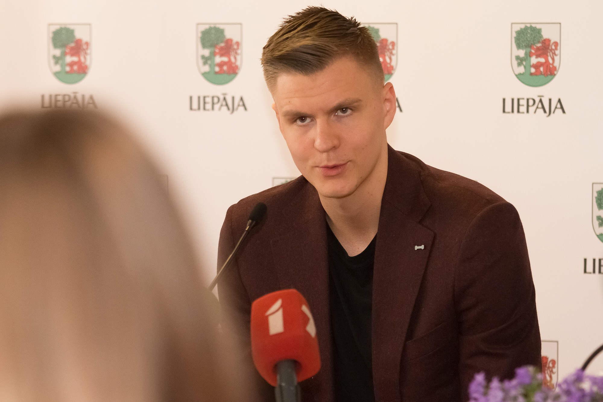 Porziņģis pieļauj iespēju, ka pēc sezonas būs nepieciešama elkoņa operācija