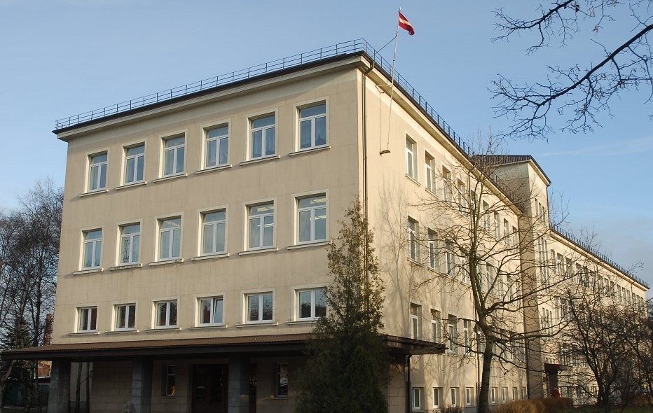Zināms skolas remontētājs