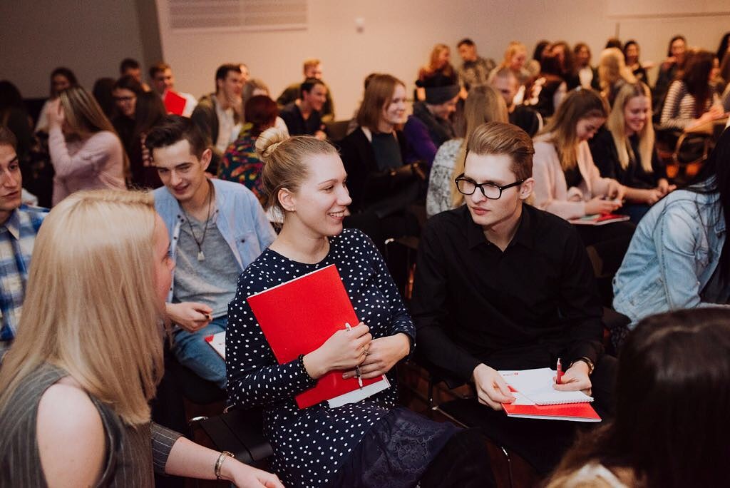 Rekordliels dalībnieku skaits apmeklē ”Panākumu Skola” semināru
