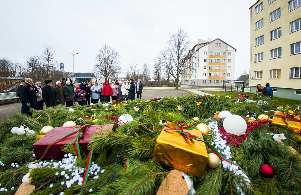 Svētkos iepriecinās Veco ļaužu nama iemītniekus