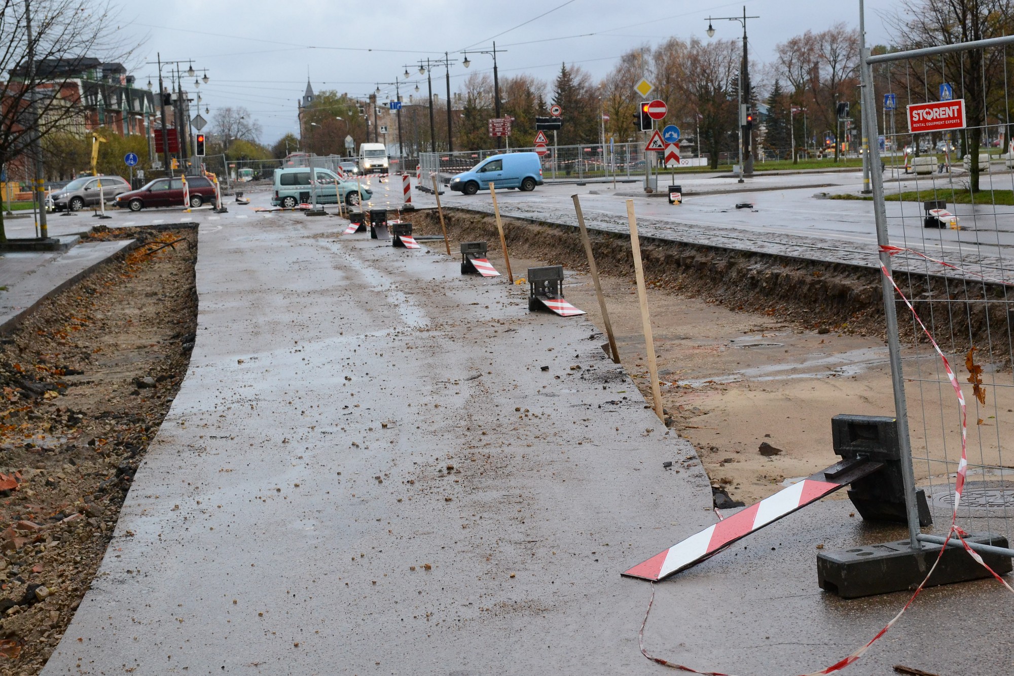 Biežāk ”kājas pieaug” pagaidu ceļazīmēm