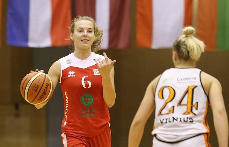Puriņai karjeras spēle, “Liepājas Papīrs” samet 102 punktus