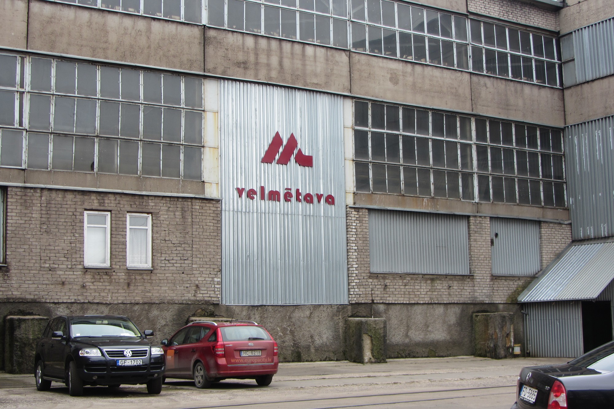 Ašeradens: Izrādīta interese par “KVV Liepājas metalurga” velmētavas īri
