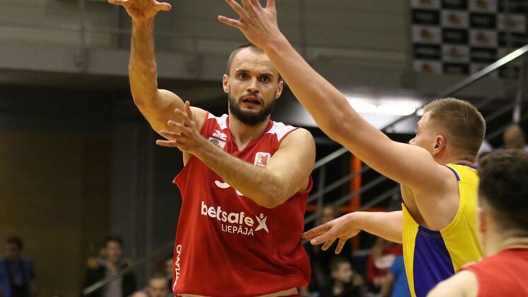 “Betsafe/Liepāja” kurzemnieku cīņā piekāpās “Ventspils” komandai