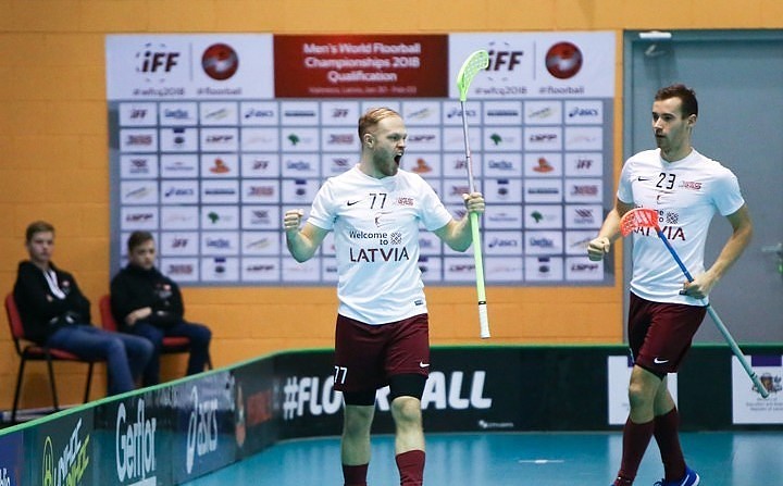 Divi kurši spēlēs florbola izlasē