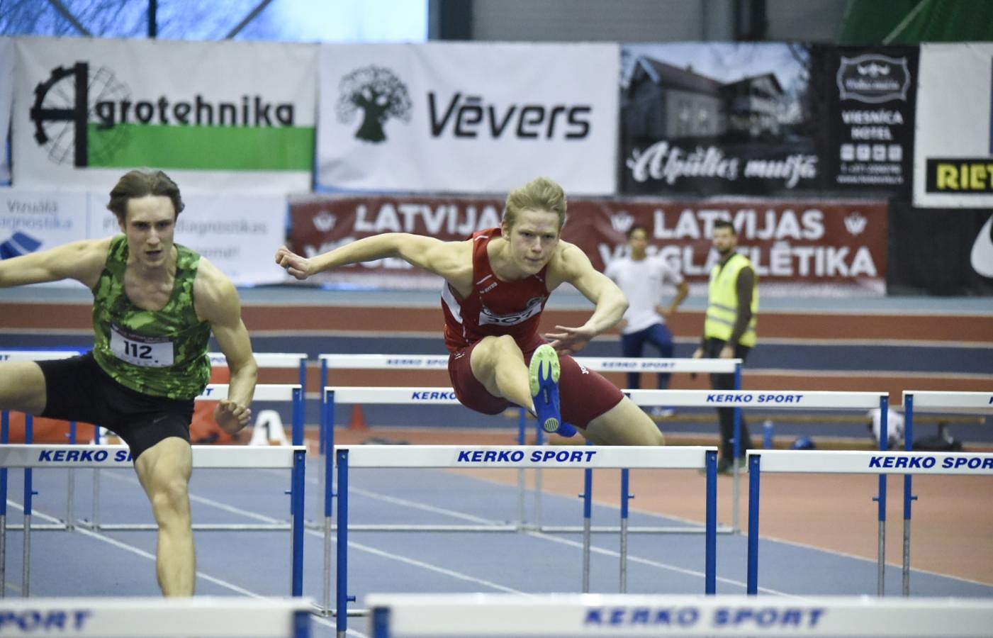 Vieglatlēti izcīna vairākas godalgotas medaļas