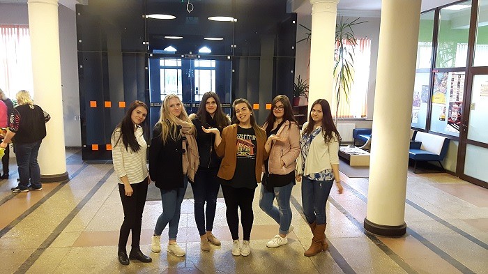 Skolēniem sniedz iespēju iepazīt studentu ikdienu