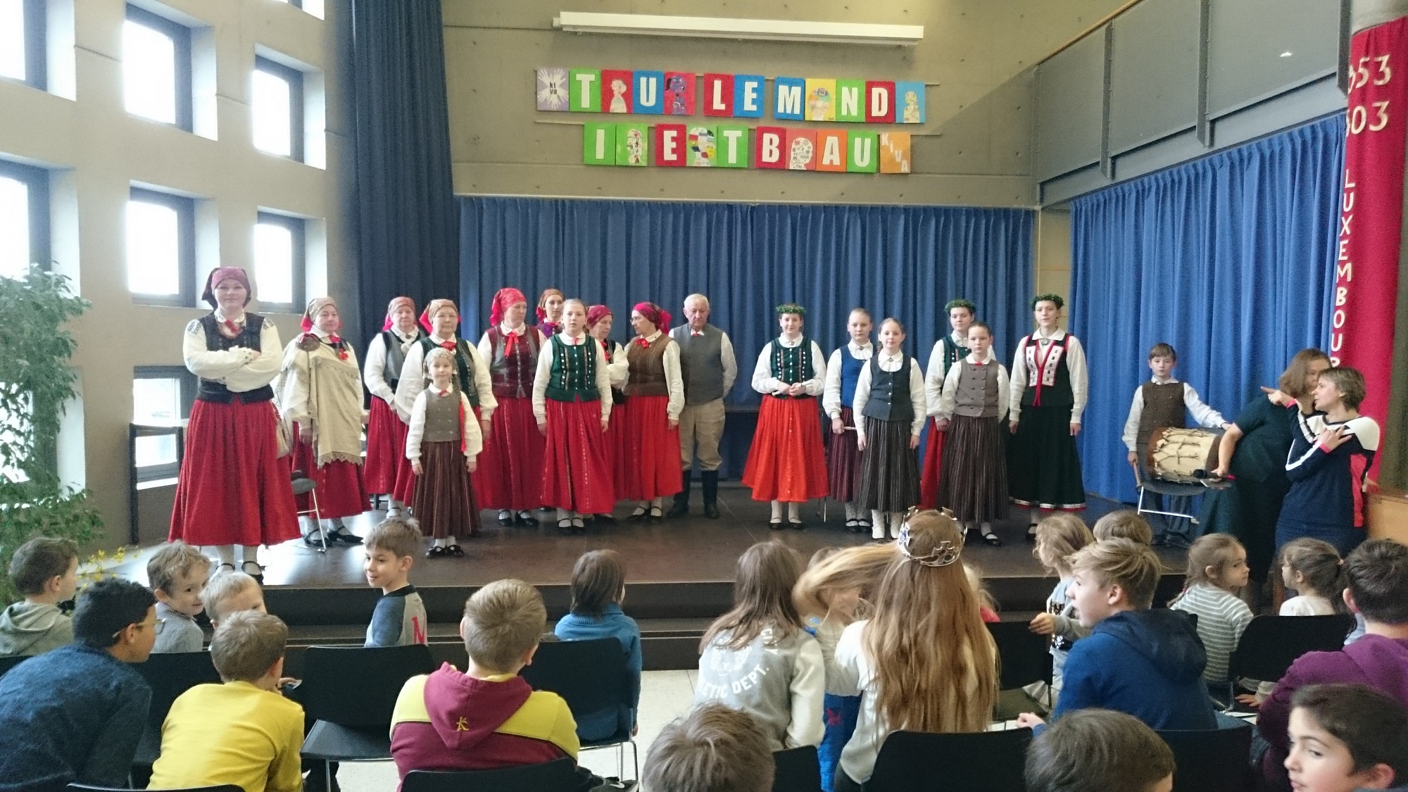 Otaņķnieki Luksemburgā “sapurina spalvas”