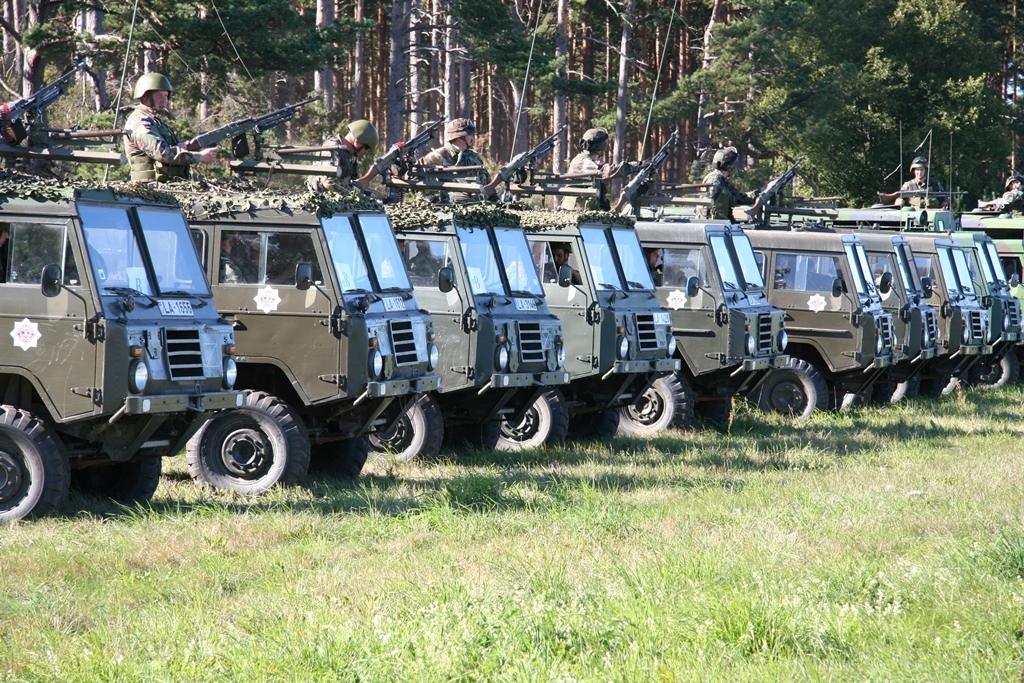Armija demonstrēs ekipējumu un tehniku