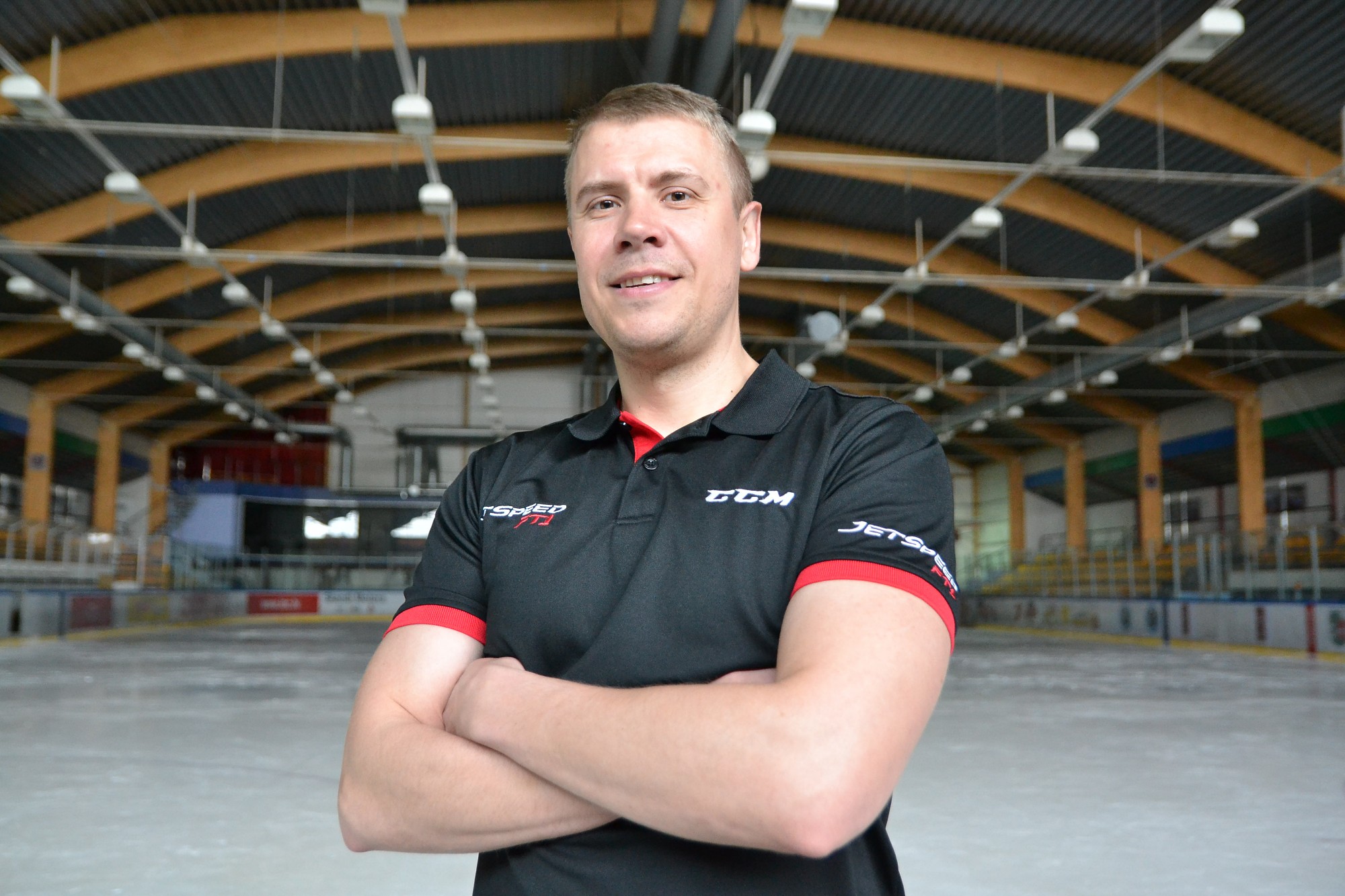Lauvas publisko treneru štābu, līga – dalībniekus