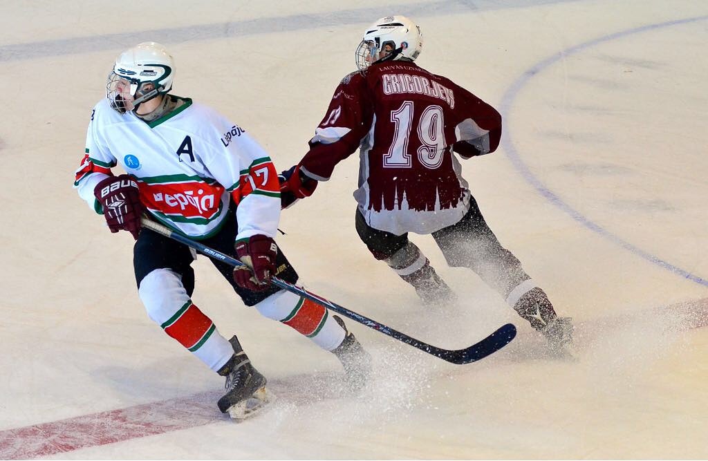 LSSS hokeja komanda aizvadīs pirmo fināla spēli