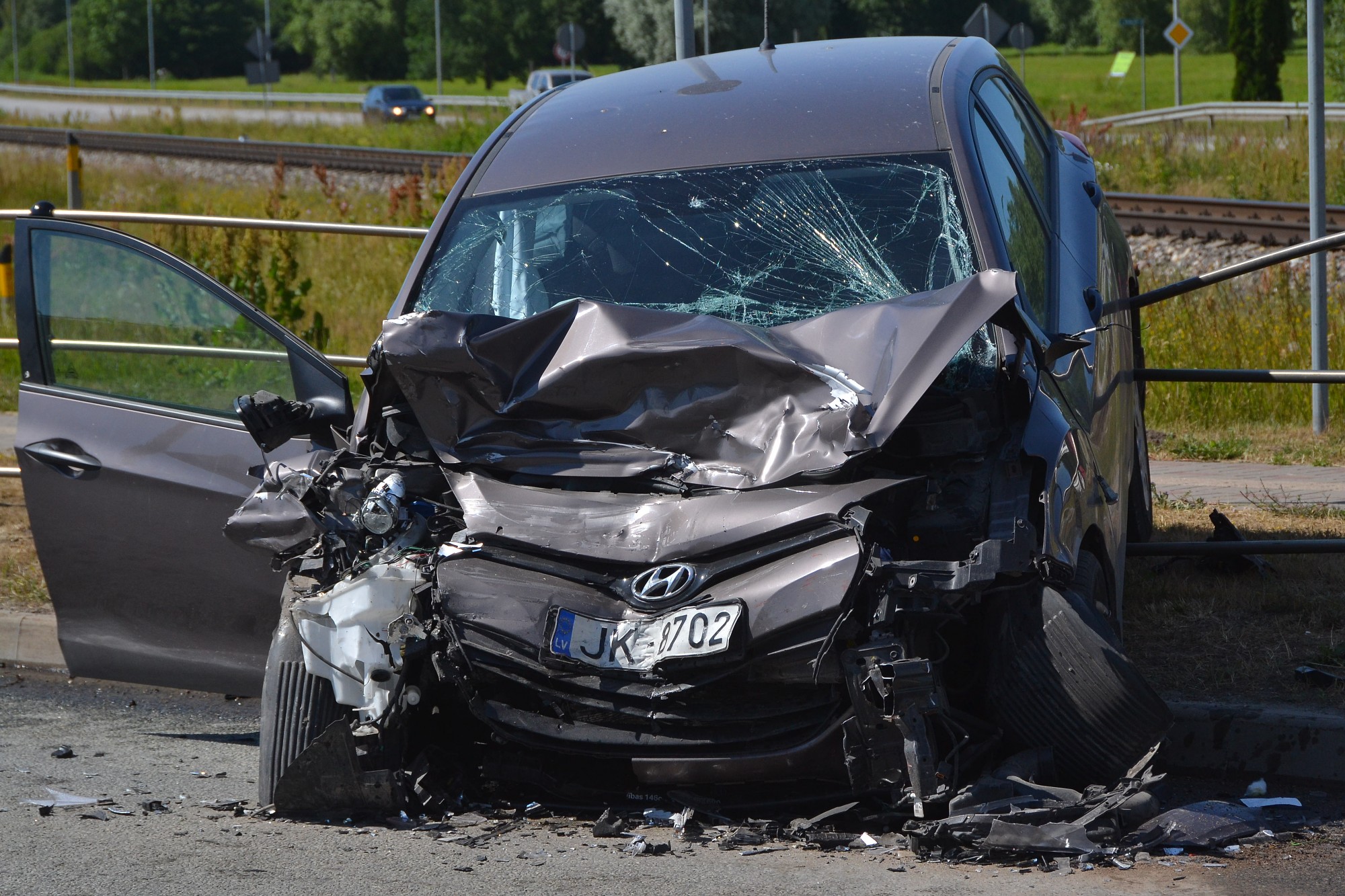 Sadursmē Brīvības ielā cieš autovadītājs