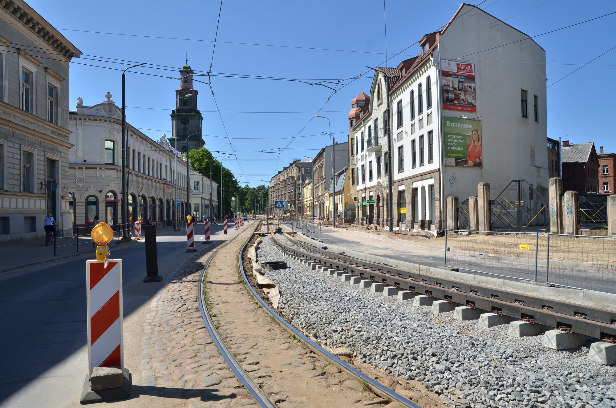 21. jūnija vakarā pārslēgs satiksmi Lielās ielas posmā