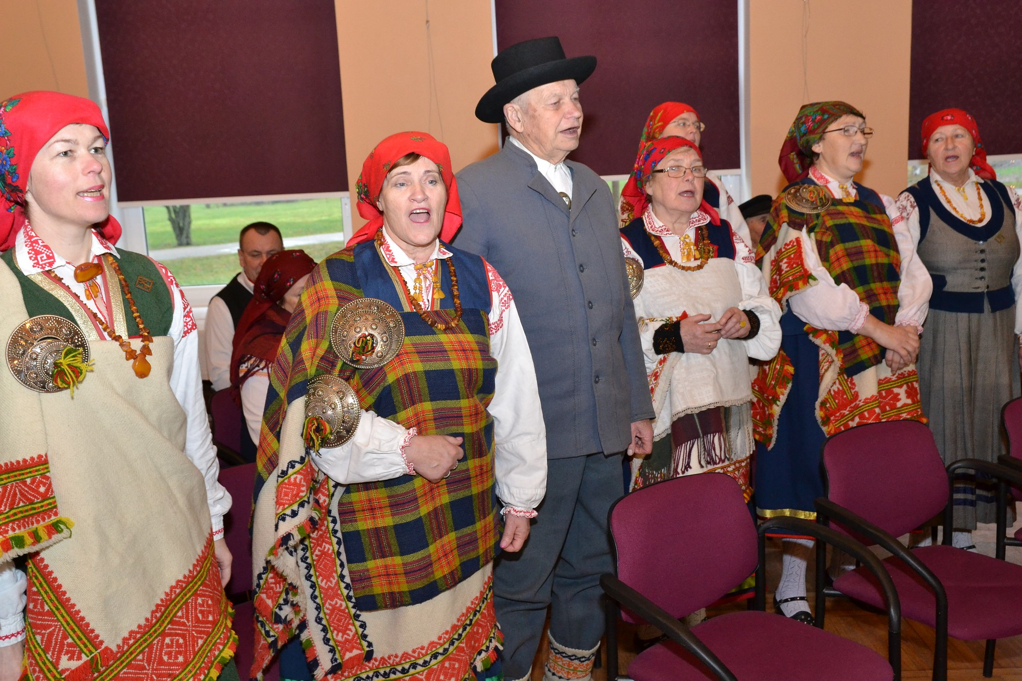 Folkloras festivālā ielīgos saulgriežus